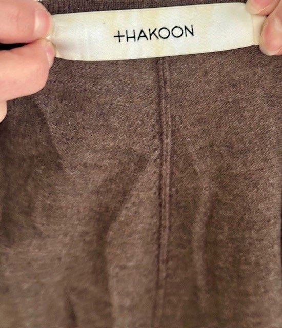 Maglioni & Felpe: Pullover / dress – Usato da Dallenwil venduto da ZD2019 3