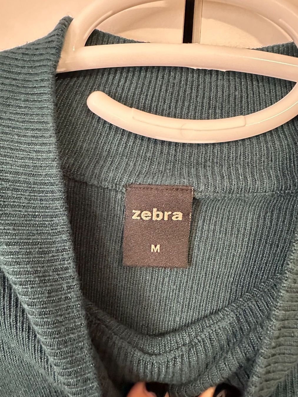 Zebra Maglioni & Felpe: Petrolfarbener Pullover Zebra (M) – Usato da Schaan venduto da Hermine2018 1
