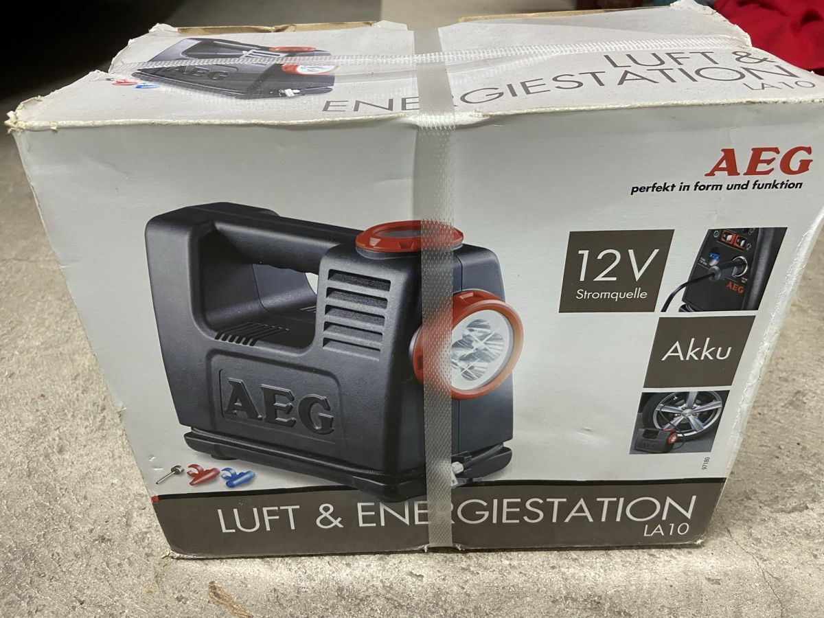 Caricabatterie: AEG Luft & Energiestation 12 Volt Akku – Nuovo e nell'imballaggio originale da KONOLFINGEN venduto da Rolik62