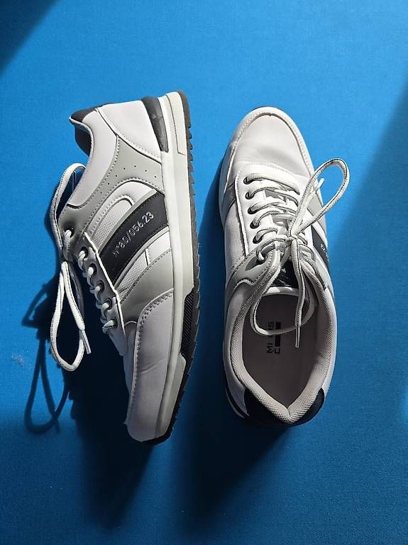 Herrenschuhe: Chaussures homme 45 – Gebraucht aus Arconciel von gab_c8l2 1