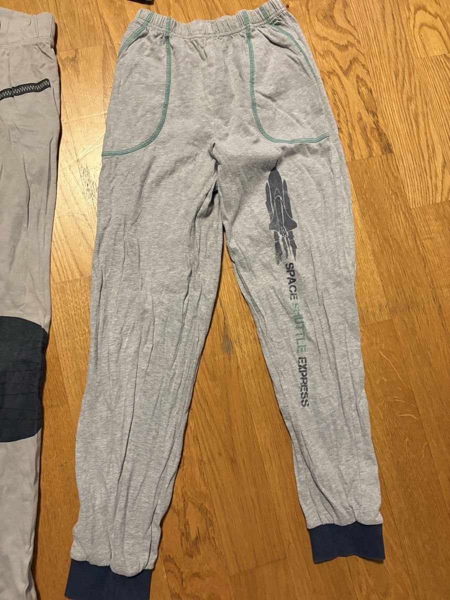 Pigiama & Simili: Pyjama, Knaben Gr. 122 / 128 – Usato da Beromünster venduto da msklef 1