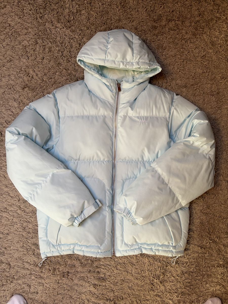 6PM Jacken: 6PM Puffer Jacke Ice Blue – Gebraucht aus Visperterminen von lgresell