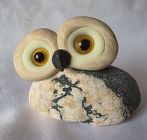 Eule Figur ist Naturstein Handgemacht und einzigartig 