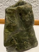 Top! Vase aus Serpentin-Speckstein  1,3 kg. CH Handarbeit!