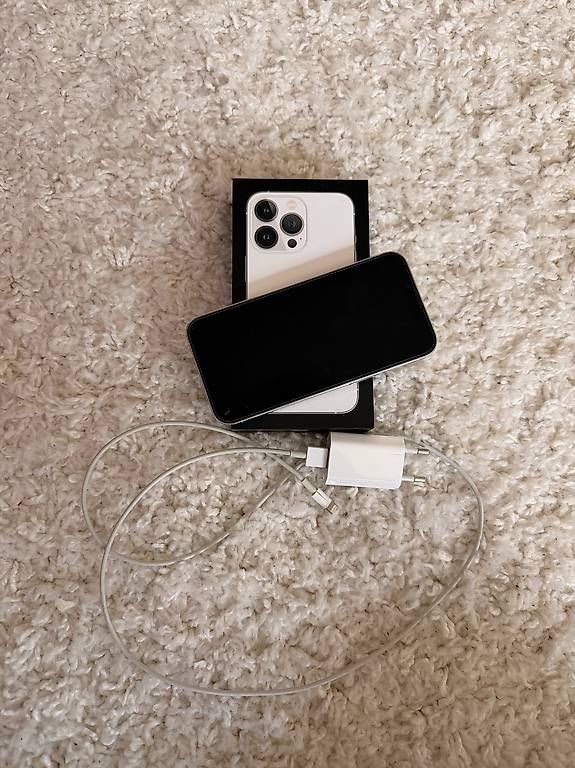 Handys / Smartphones: Apple iPhone 13 Pro 128 GB Weiss – Gebraucht aus Zürich von Brik233