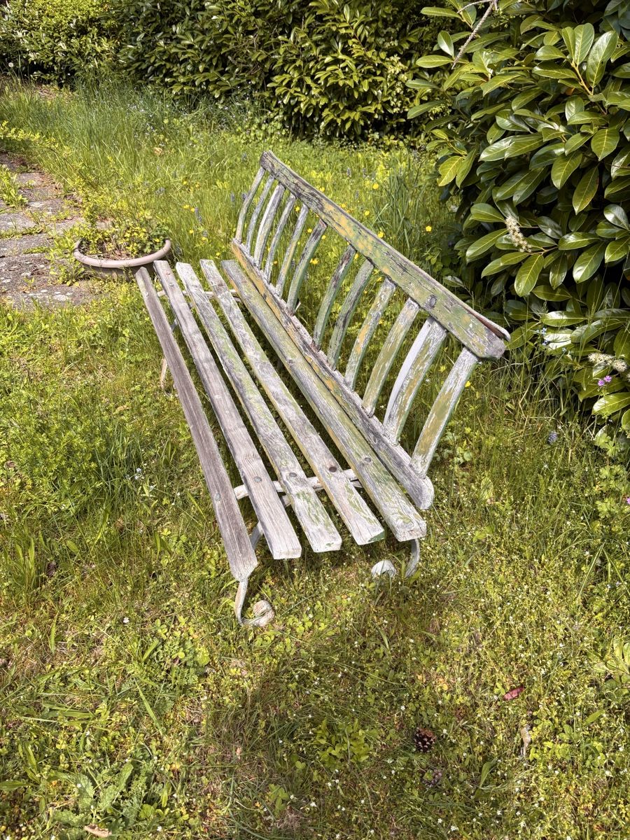 Bänke: Vintage Gartenbank restaurationsbedürftig – Gebraucht aus Hindelbank von brm_72zv 1