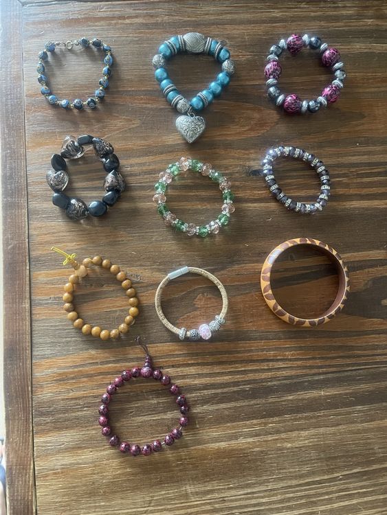 Lot De Bijoux Vintage – Collier, Bracelet, Dragonne Et Broche – Perles Dorées