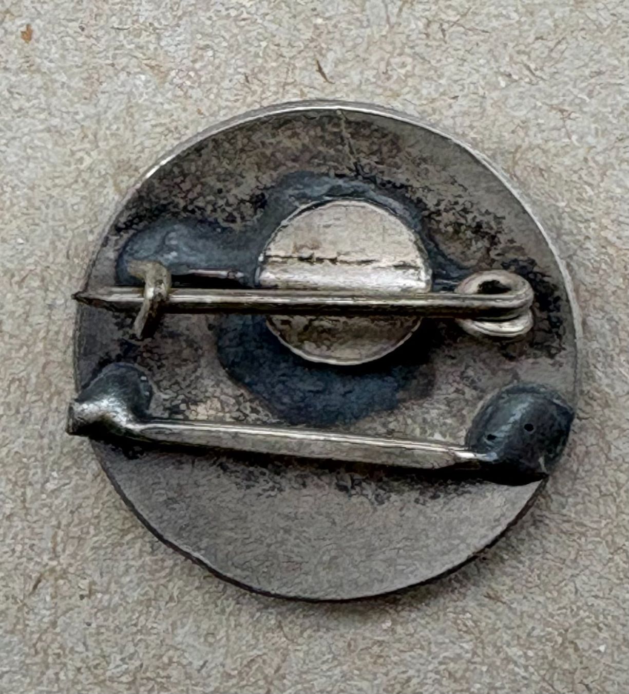 Placchette & Badge: ANTIKE ANSTECKNADEL – Usato da Ostermundigen venduto da Wyatt-Earp 1