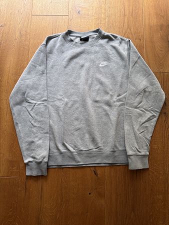 Nike Pullover grau Grösse S in gutem Zustand