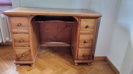 Joli petit bureau avec tiroir antique