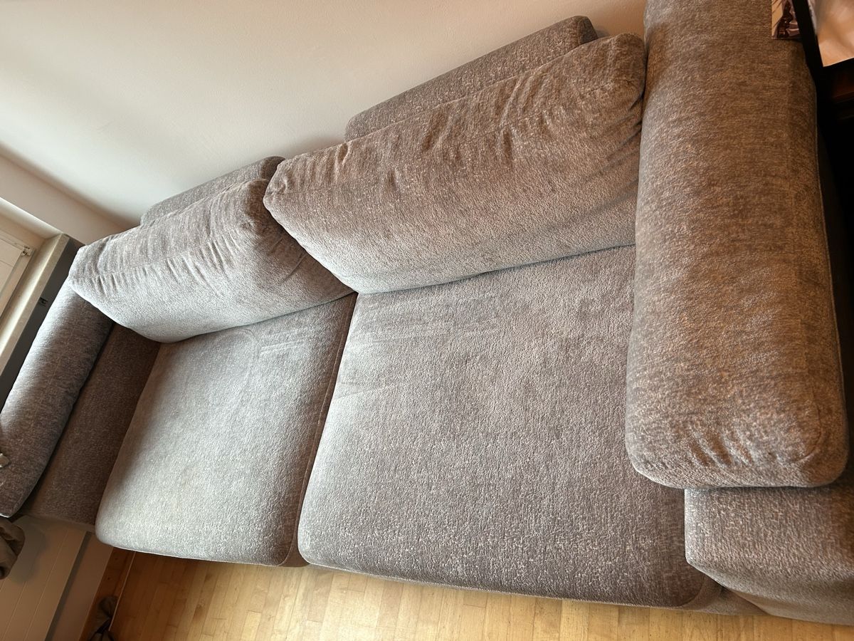 Sofas: Ausziehbarer BettSofa – D'occasion à Würenlos par Aiiz1010