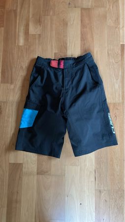 Cube Bike Shorts, Herren, Grösse 146Top Zustand für den Somm
