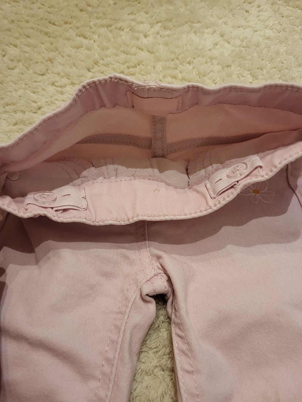 Pantaloni: Mädchen Jeans, Gr.92, Bund verstellbar – Usato da Felben-Wellhausen venduto da Brummbaer90 1