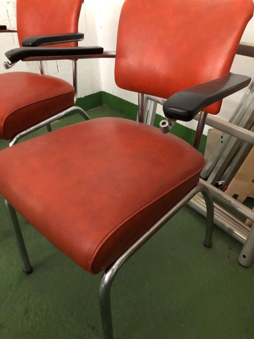 Sedie: Chaise des années 1970 – Usato da Thierrens venduto da Bigla