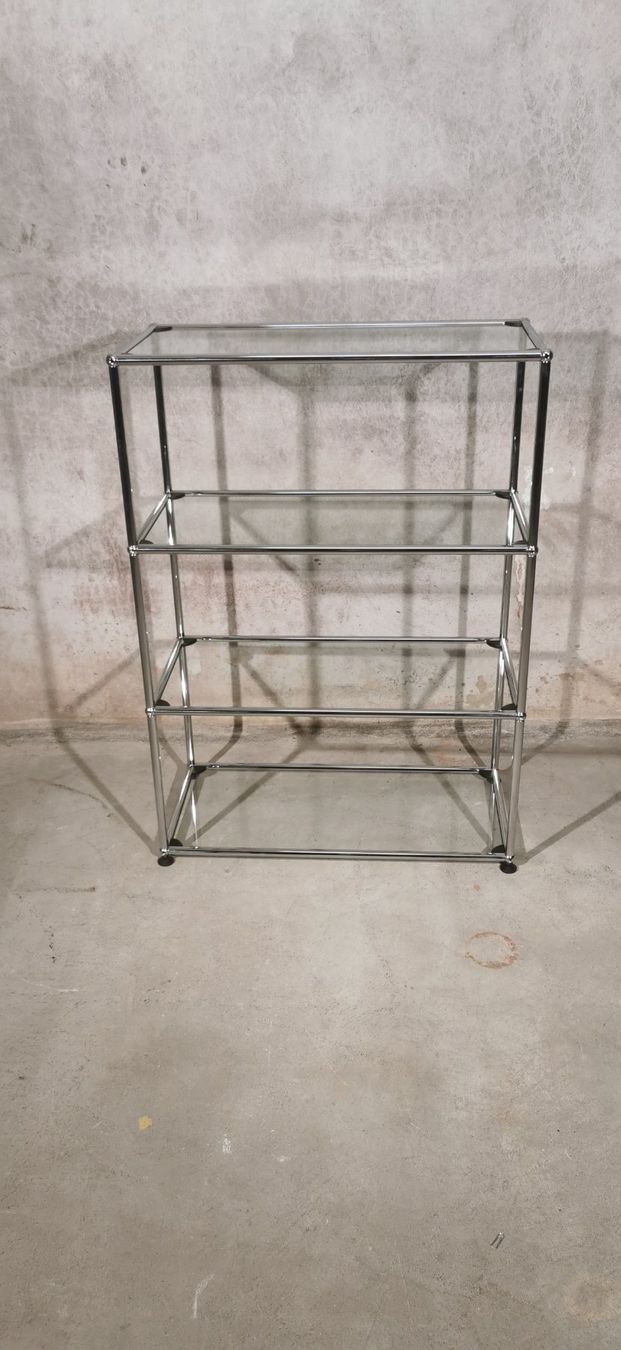 Étagères: USM-Haller Regal Glas 350 – D'occasion à Luzern par STIFTUNG_DREIPUNKT 1
