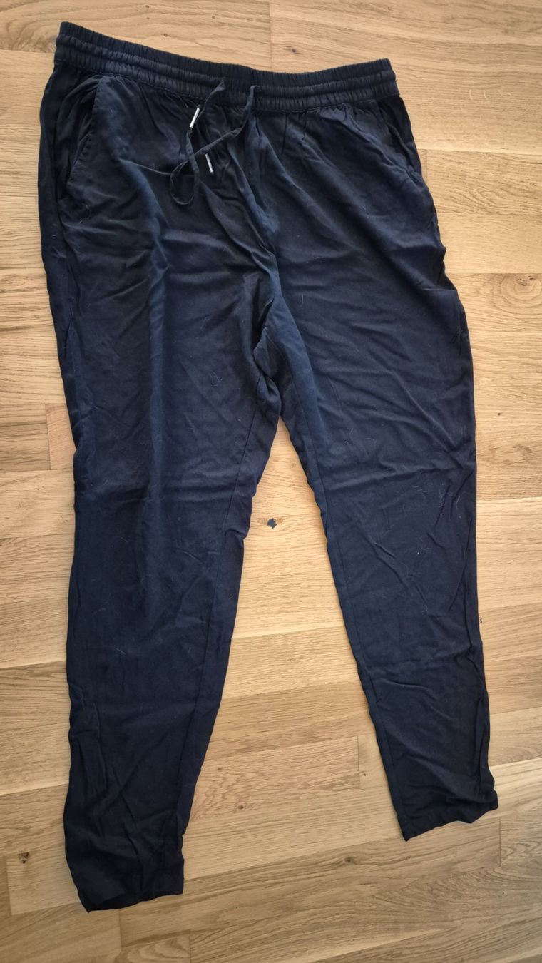 Only Pantalons: Sommerhosen Gr. 40 – D'occasion à Kriens par nati.r
