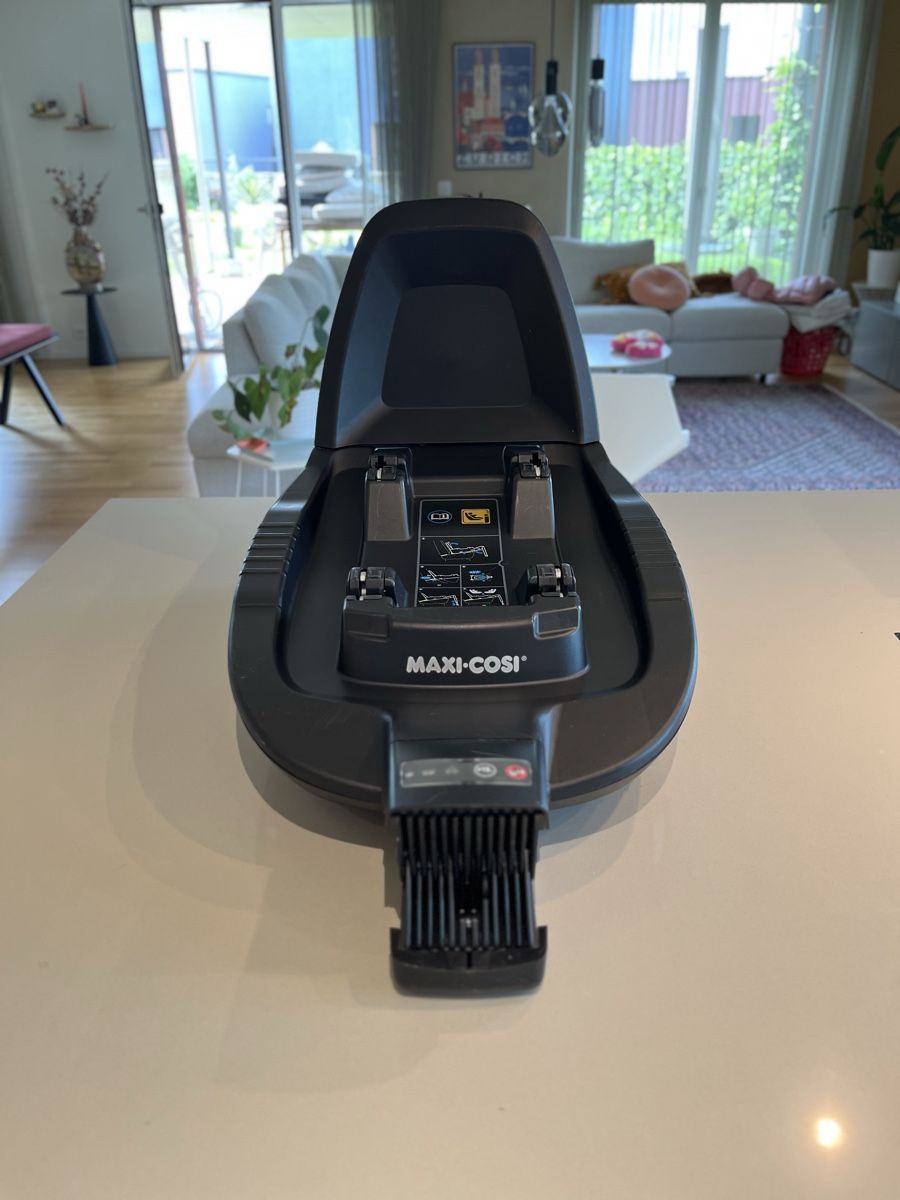 Maxi-Cosi Seggiolini per auto: Maxi-Cosi FamilyFix Basisstation – Usato da Zumikon venduto da Arend 5