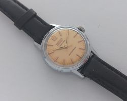 Vintage Tissot Camping Damenuhr (1957) – Handaufzug