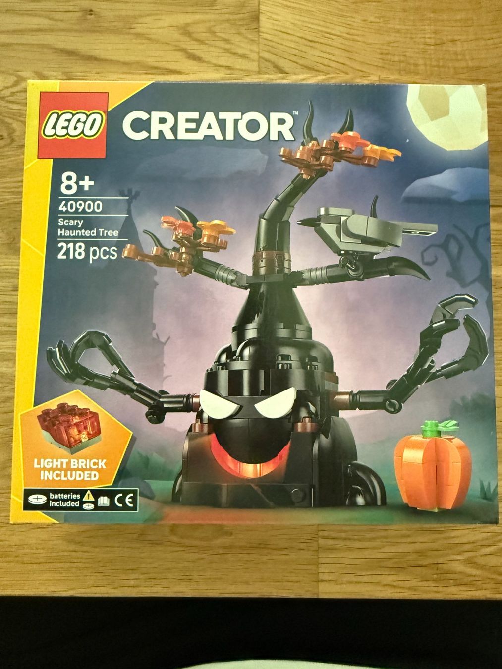 Lego Kit di costruzioni: LEGO Creator Sary Haunted Tree 40900 – Nuovo e nell'imballaggio originale da Giswil venduto da Raglauna