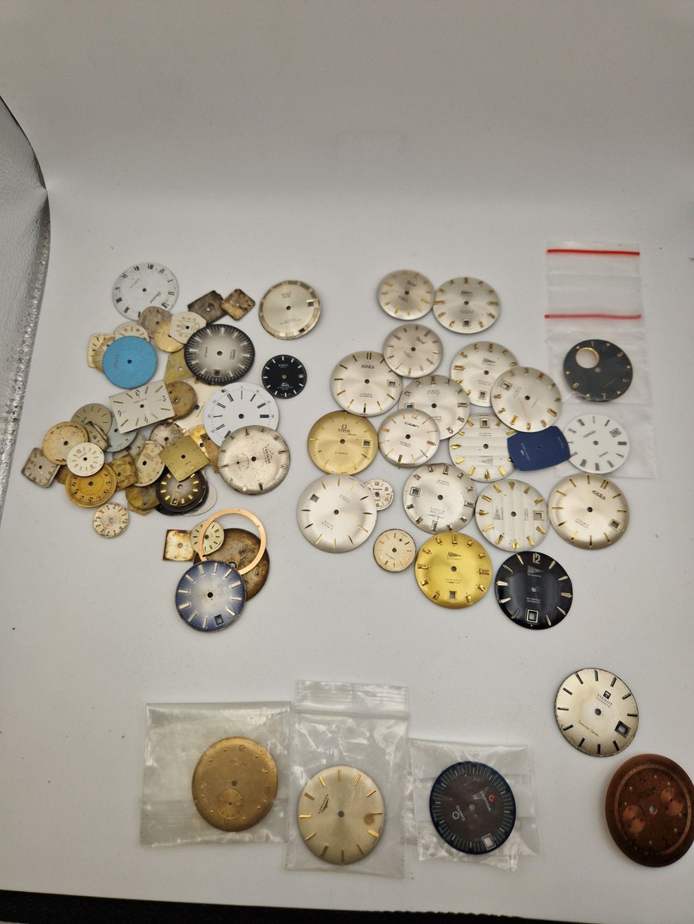 Zenith Uhren: Lot cadrans de montres vintages – Gebraucht aus Sembrancher von nat_k8yk