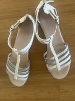 Sandales Geox enfant blanches et argent taille 32 bon état