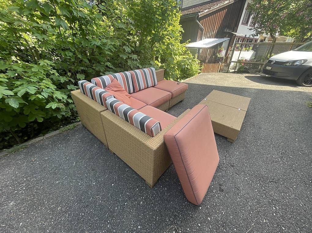 Sedie a sdraio: Grosse Gartenlounge – Usato da Hinwil venduto da giggi.ganz 2