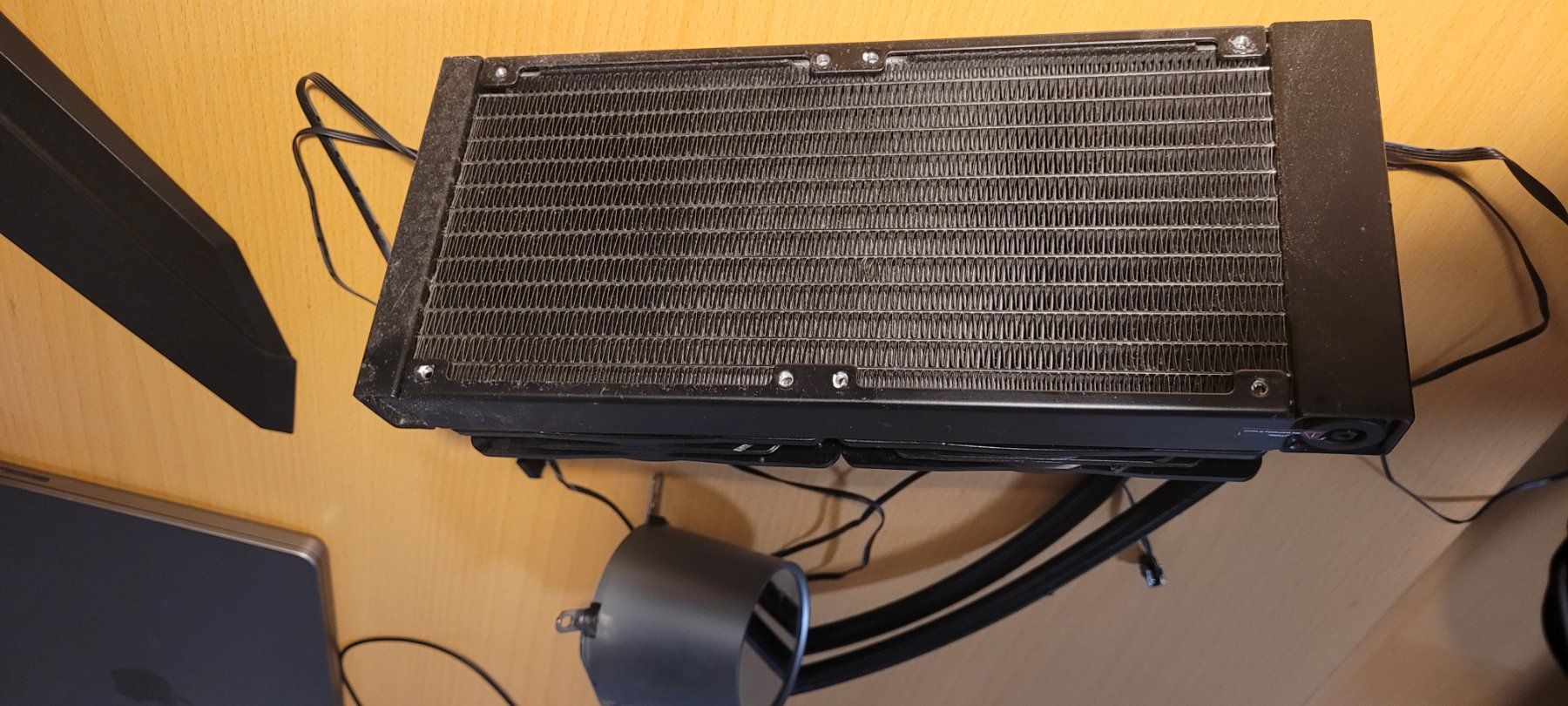 Elektronikbauteile: Bundle: CPU Cooler, PSU, Gaming keyboard – Gebraucht aus Basel von matteo_sz 4