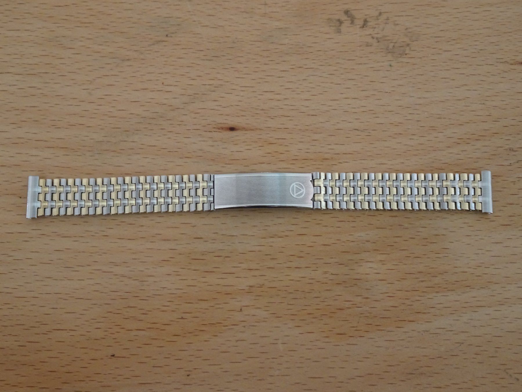 Bracciali & Braccialetti: NOS Stahlband NSA - Edox – Nuovo (secondo la descrizione) da Winterthur venduto da Sintoras01