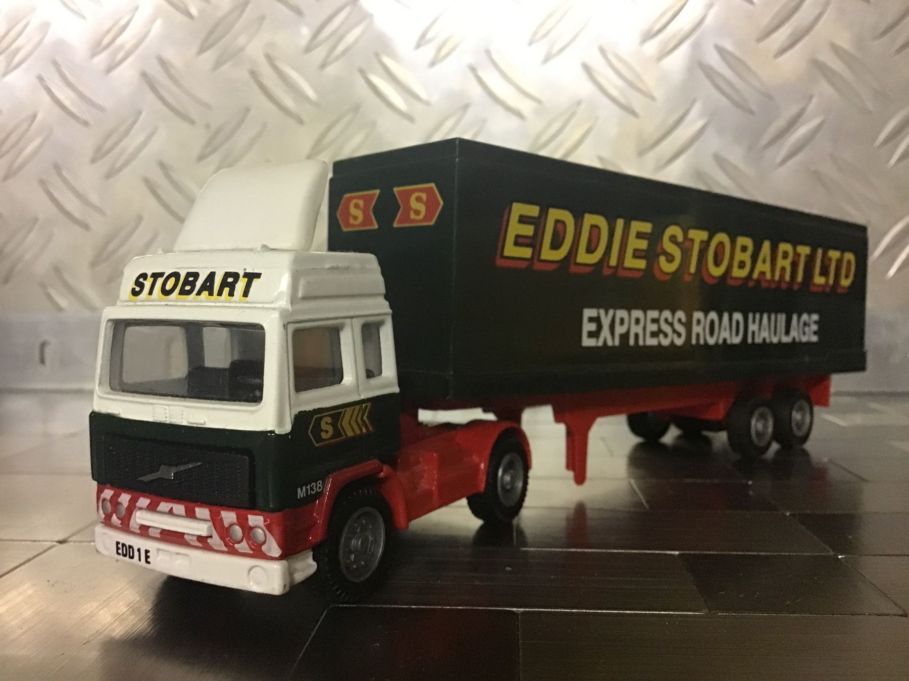 Corgi Toys Kit di modellismo & Modellini statici: EDDIE STOBART LTD EXPRESS ROAD HAULAGE – Usato da Männedorf venduto da Spezial-Modelle 1