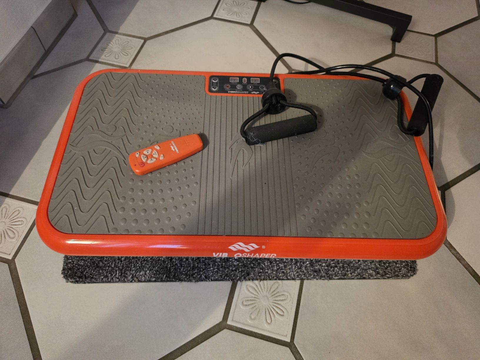 Vibroshaper Vélos d'appartement: VibroShaper – D'occasion à Hettlingen par Ratio