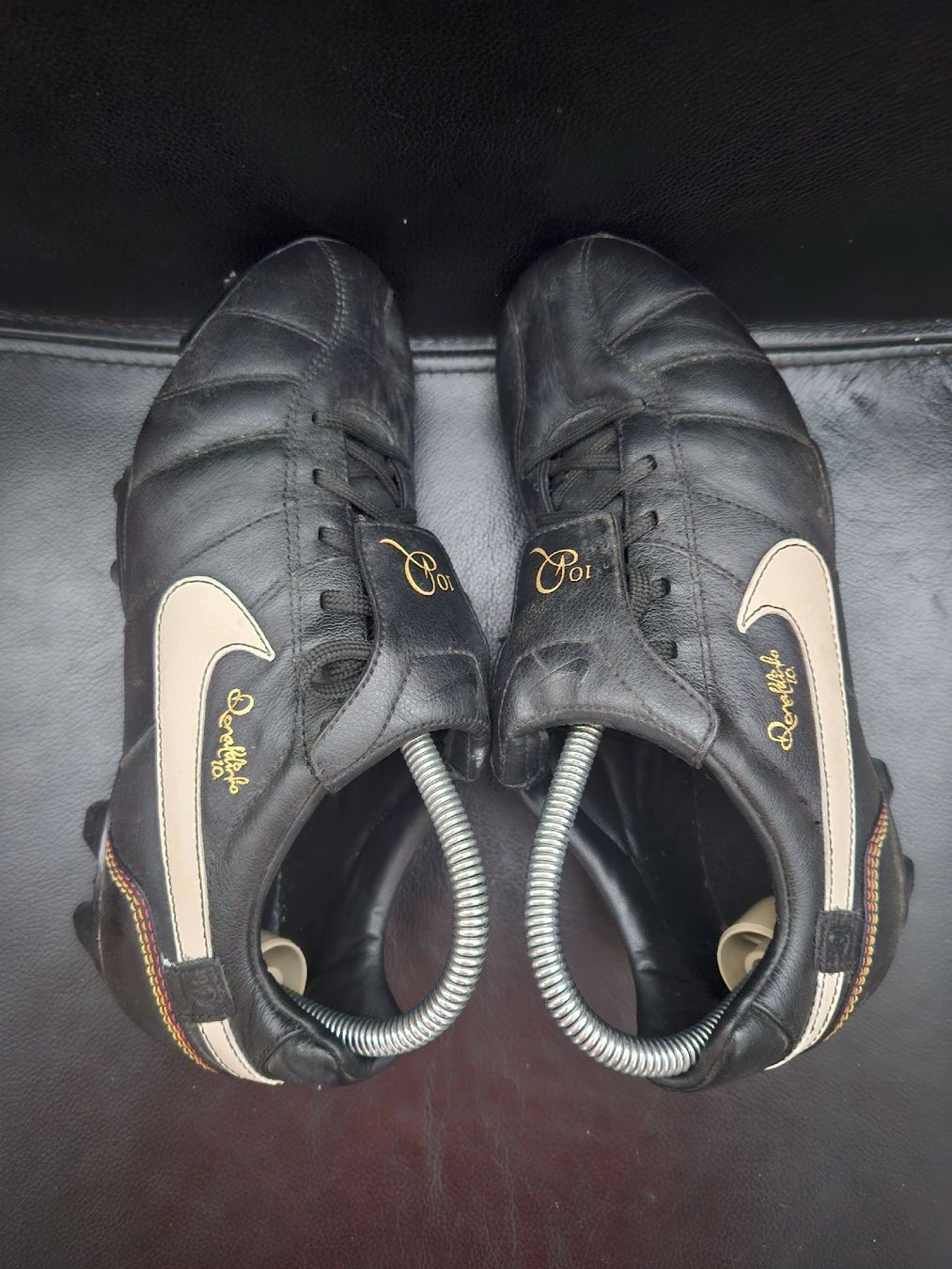 Nike Chaussures hommes: Nike R10 Nocken FG Gr 37.5 – D'occasion à Emmenbrücke par TopGato 3