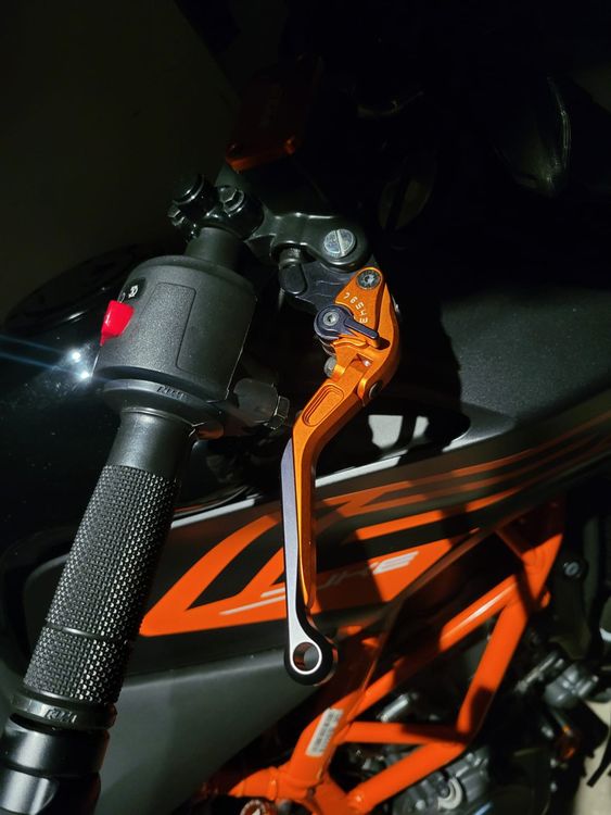 KTM Duke 125 5