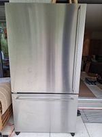 Grosser Kuhl-Gefrierschrank Marke Amara