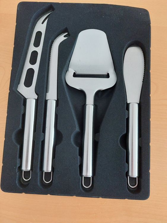 2-teiliges Käsemesser-Set – Für Hartkäse, Weichkäse & Butter, Gezackte Klinge, Spülmaschinenfest