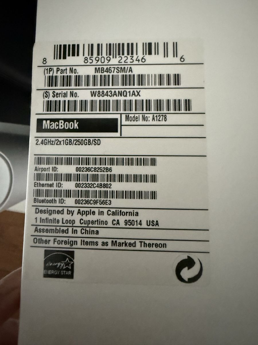 Apple Notebooks: Macbook in Originalverpackung – Gebraucht aus Schaffhausen von Agostina105