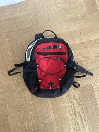 Mammut Backpack Red Black 8 L
