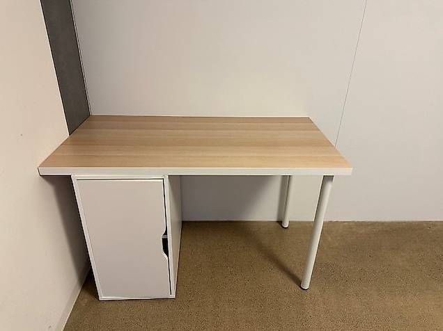 Scrivanie: Pult Schreibtisch - super Zustand  – Usato da Aarau venduto da vio_lrn7