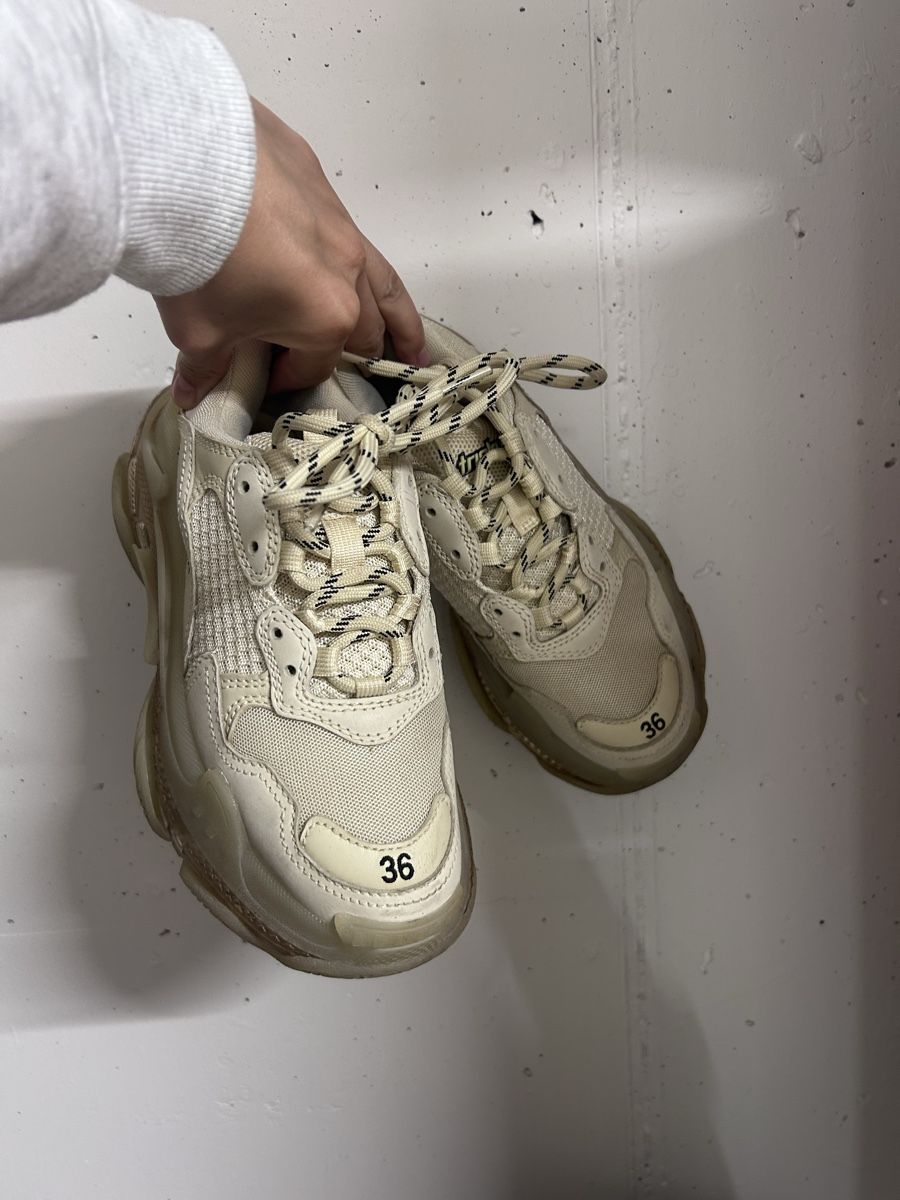 Scarpe da donna: Balenciaga Tripple S – Usato da Bubikon venduto da sarahcc
