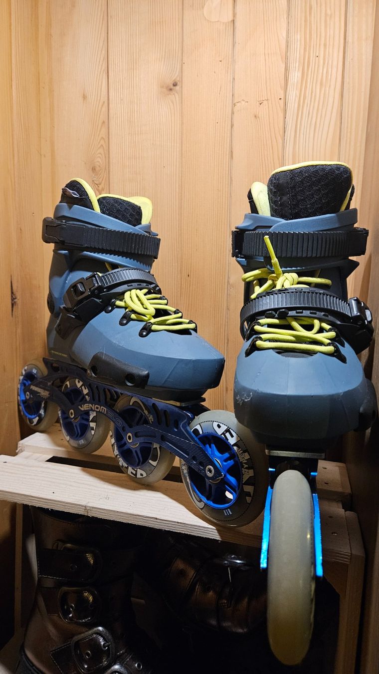 Pattini in linea & Pattini a rotelle: InlineSkates Rollerblade Twister Edge Gr. 37/38 – Usato da Finsterwald LU venduto da zabryna
