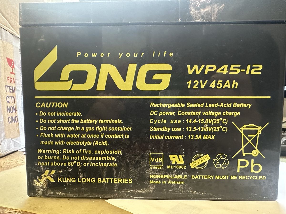 Batterie: LONG WP45-12 12V 45Ah Batterie Akku – Usato da Bätterkinden venduto da rip2000