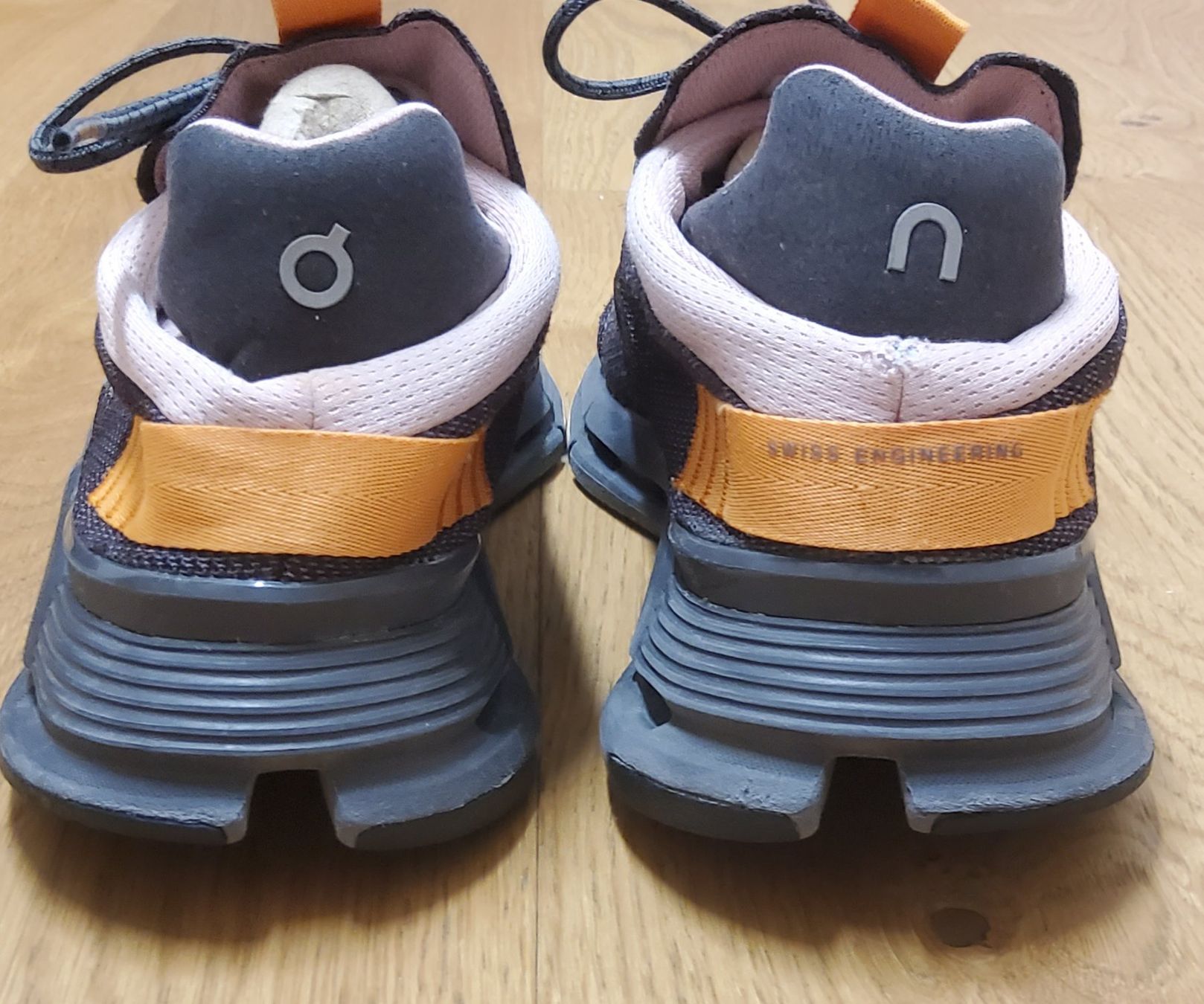 On Chaussures femmes: On Cloud Laufschuhe, Sneaker – D'occasion à Naters par 3904Naters 5