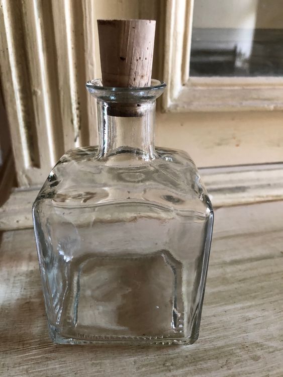 Whiskyflasche In Hundeform - Skurriler Likörbehälter Dackel-Design | Dekoratives Geschenk Für Hundeliebhaber