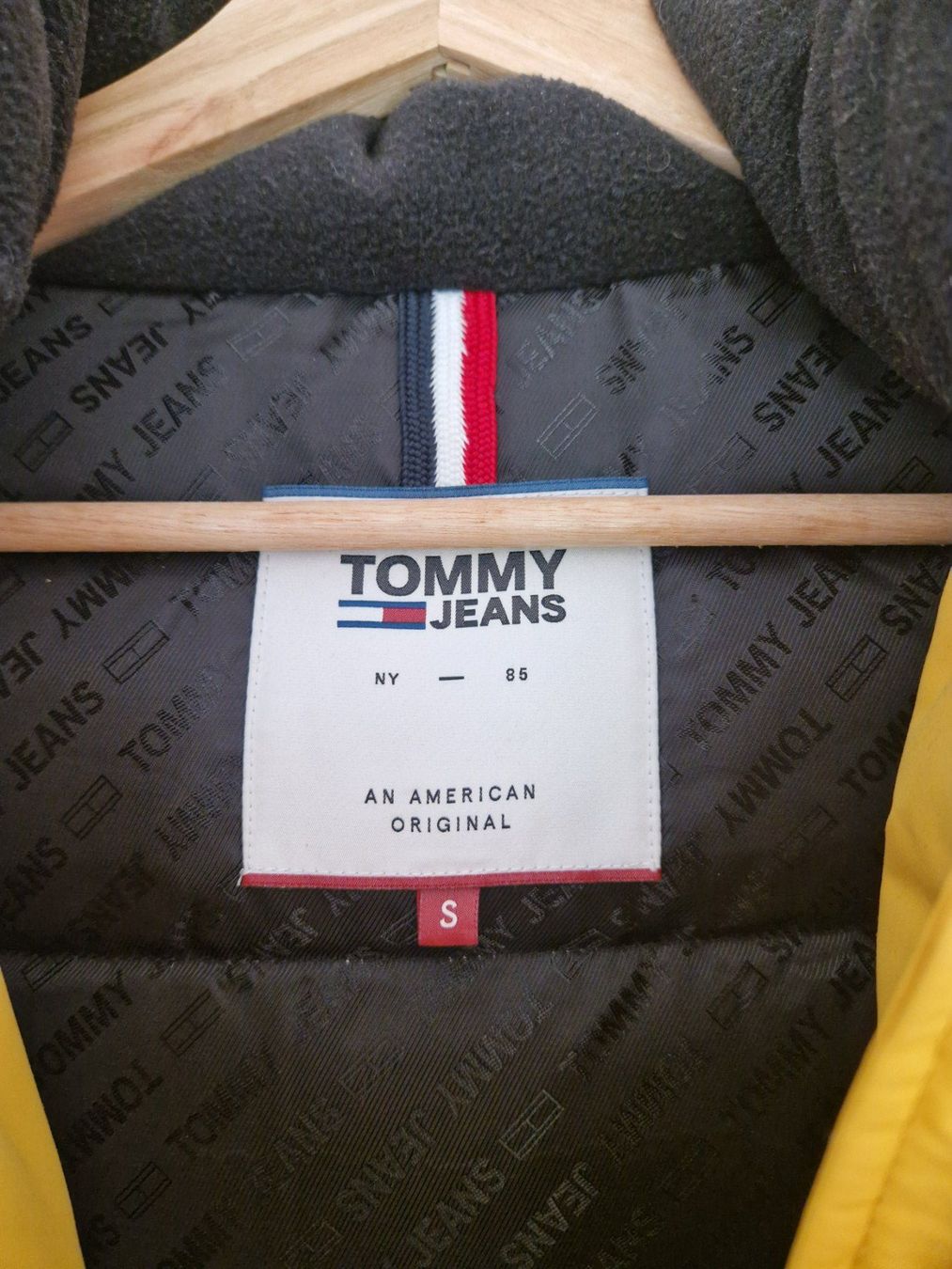 Tommy Hilfiger Giacche: Tommy Hilfiger Daunenjacke Gr.S – Nuovo (secondo la descrizione) da Trun venduto da sanena 2