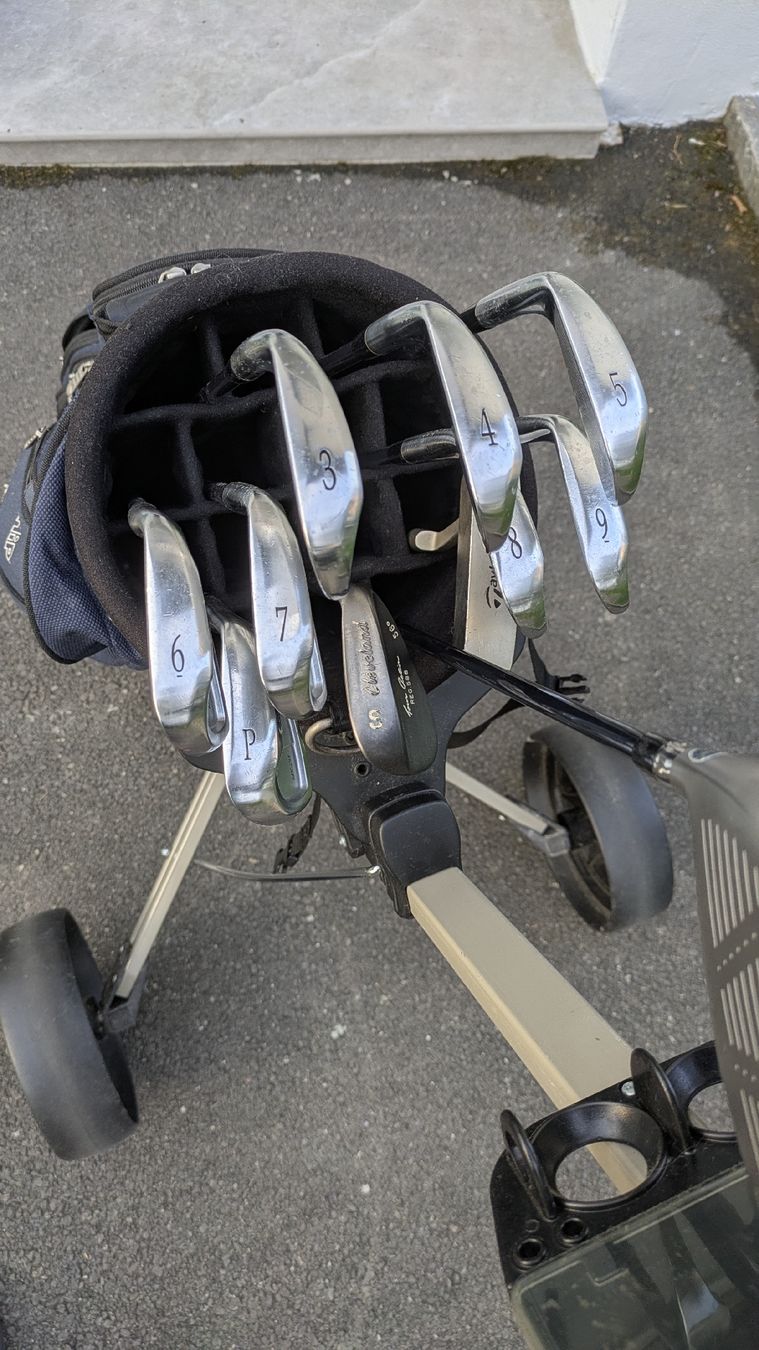 Mizuno Clubs & Sets: sac de golf - 11 clubs – D'occasion à Gland par lin_w6yg 4