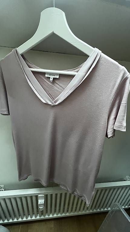 T-shirt: Reiss Tshirt – Usato da Baden venduto da Sparkling_s 2