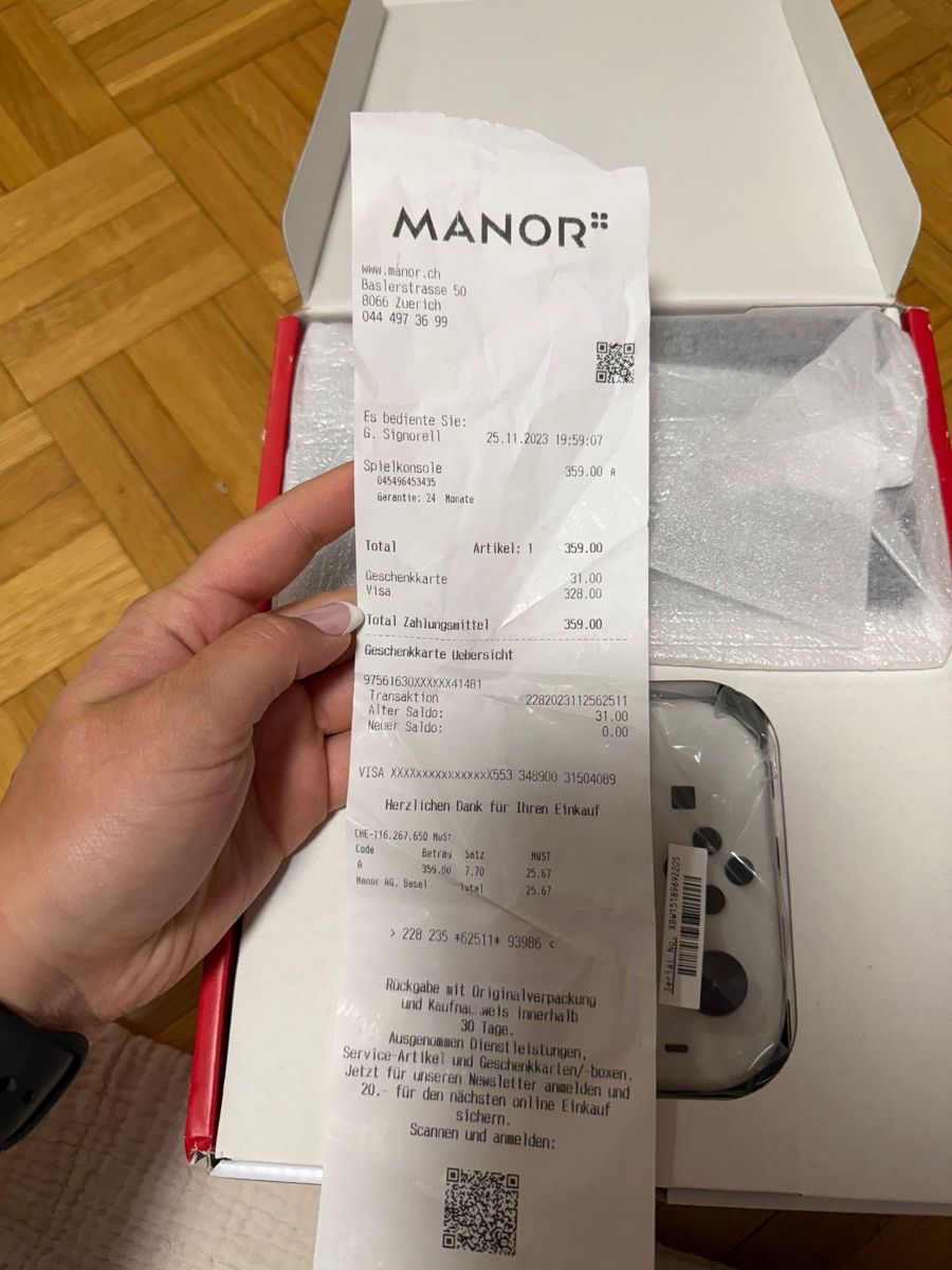 Nintendo Consoles: Nintendo Switch OLED Weiss NEU mit Rechnung – Neuf avec emballage d'origine à Adliswil par ern_qd7y 4