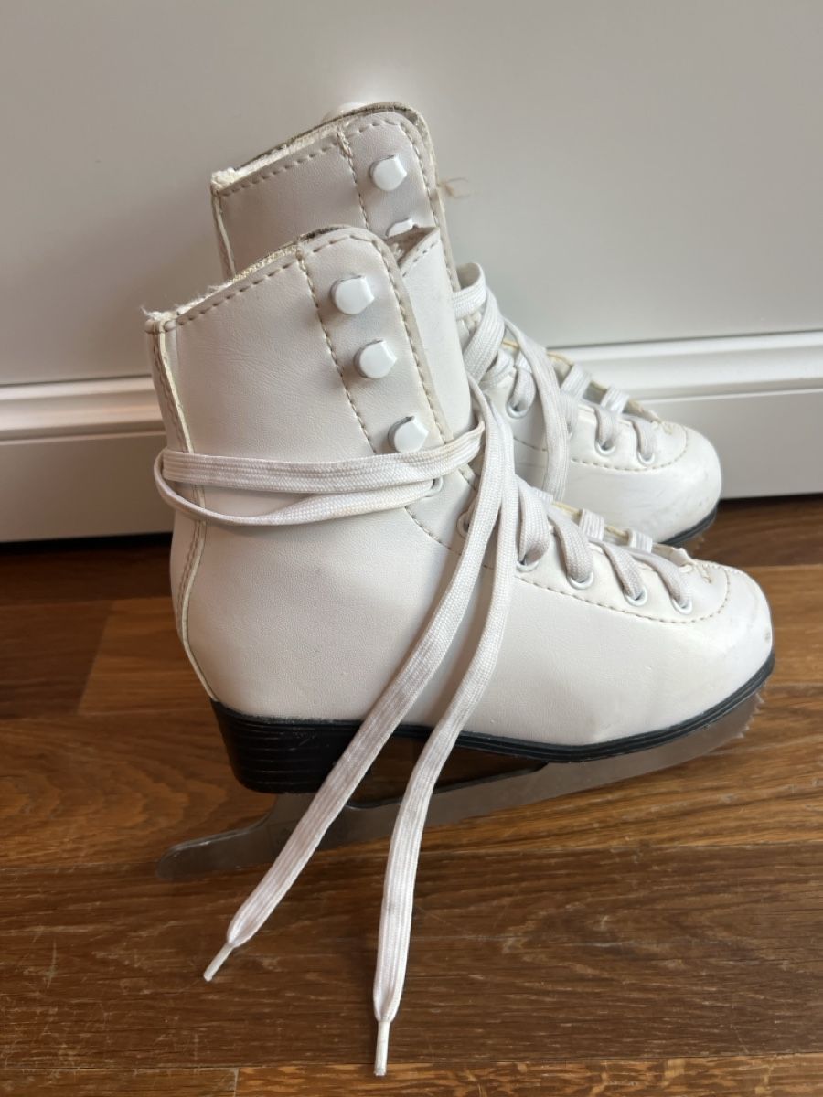 Pattini da ghiaccio: Kids Ice Skates - Size 30 – Usato da Adliswil venduto da youngbee 1