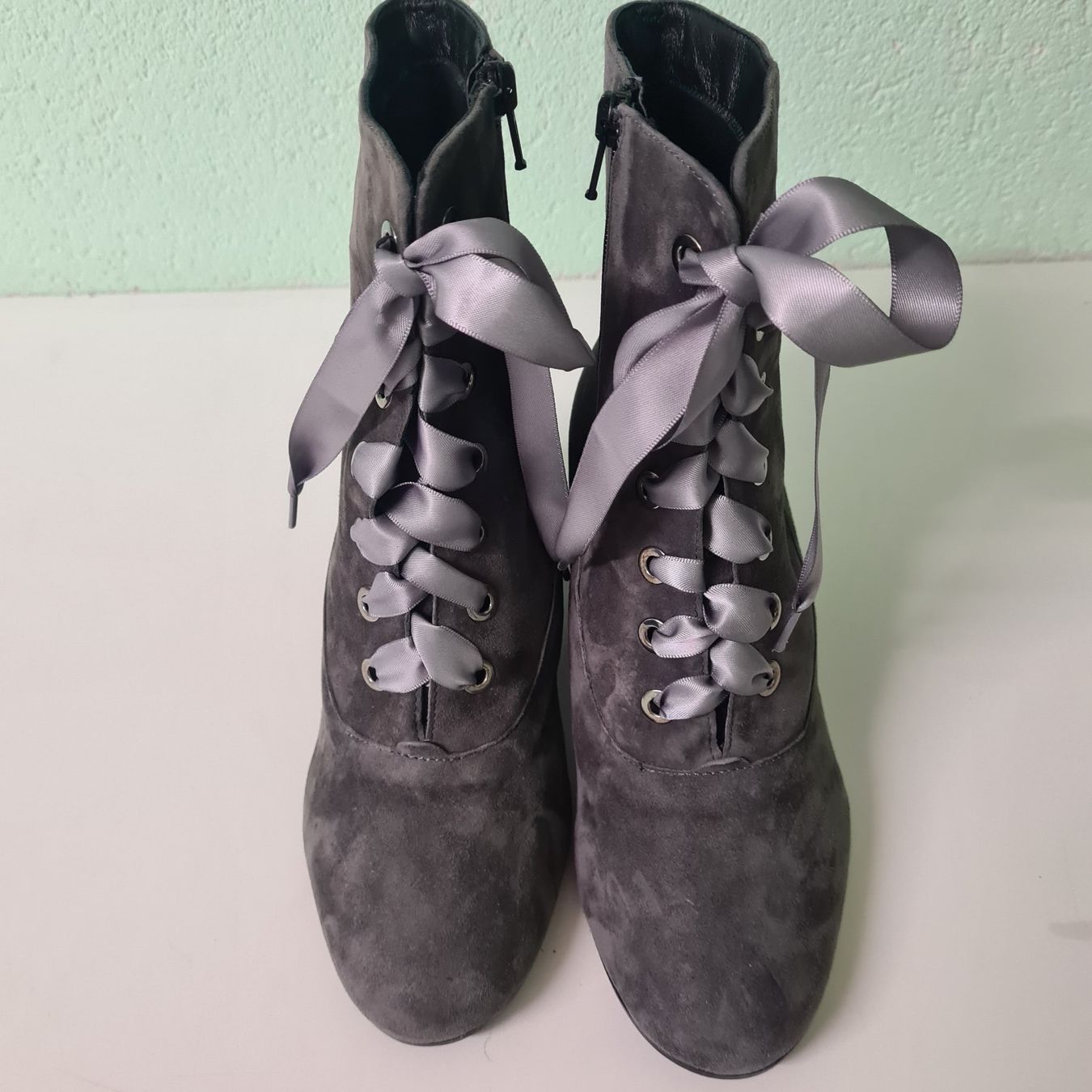 Scarpe da donna: Stiefelette grau Gr. 38 – Nuovo (secondo la descrizione) da Anglikon venduto da wba8008