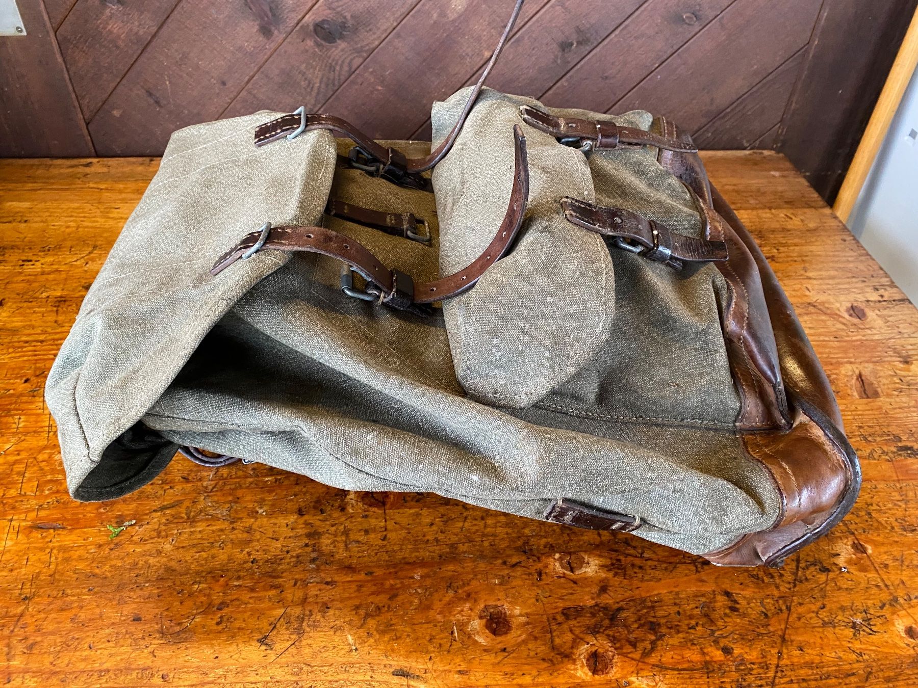 Schweizer Armee Zaini: Schweizer Militär Rucksack – Usato da Feldbach venduto da Fea1 2