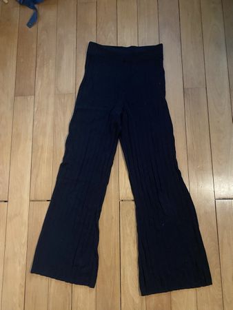 Schwarze gerippte H&M Stoffhose Gr. XS